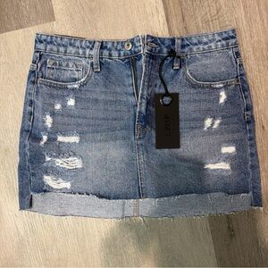 Vervet women’s Jean Denim Blue Distressed mini Skirt size 29 New